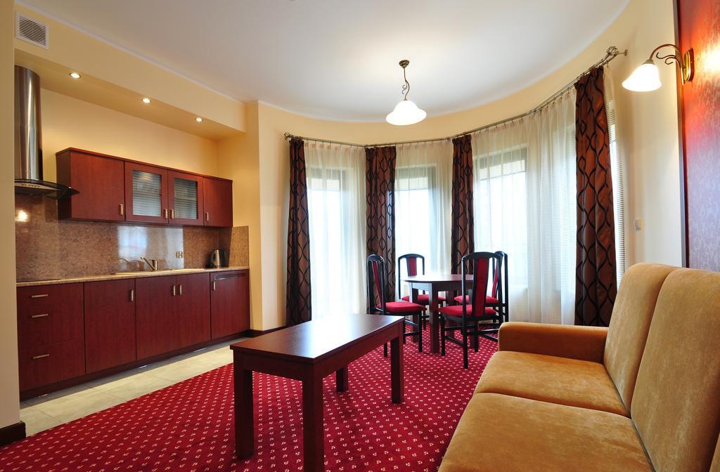 Apartamenty Continental Krynica Morska Esterno foto